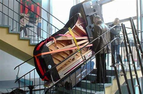 Moving a baby grand piano to another building. Cheap piano movers - Baby, Upright and Grand piano Removals