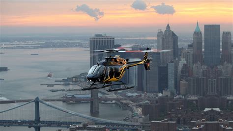 Manhattan Helicopter Tour With Multilingual Audio Guide