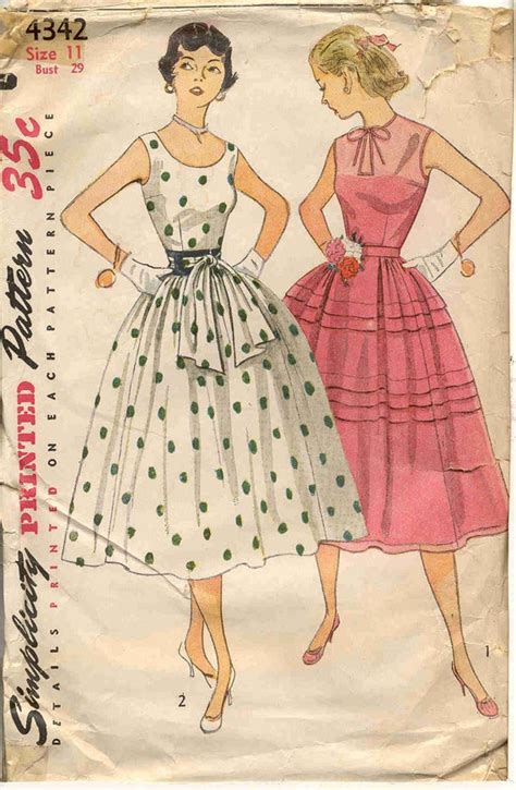 Simplicity 4342 Vintage 1950s Fancy Dress Pattern Xs