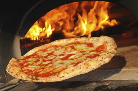 Unesco Pizza Candidata A Patrimonio Dellumanità Dallitalia