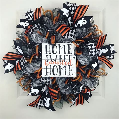 Halloween wreath. Halloween decor. Fall wreath. Black wreath. | Etsy | Diy halloween wreath ...