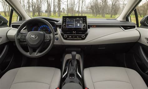2020 Toyota Corolla Hybrid Le Review Pcmag