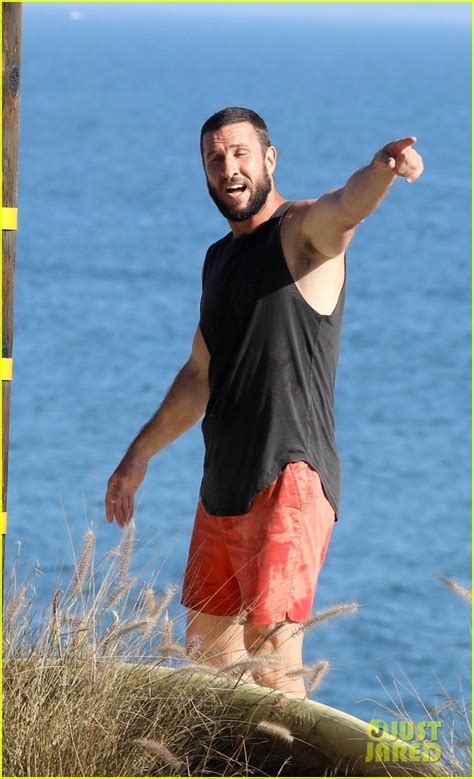 Halo Actor Pablo Schreiber Goes Shirtless During A Malibu Beach Day