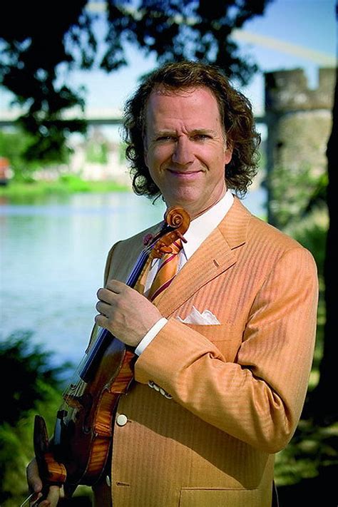 André rieu, johann strauss orchestra — kaiserwalzer opus 437 08:26. André Rieu at Schönbrunn, Vienna jetzt bei Weltbild.de ...