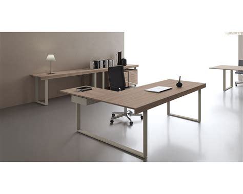 Shop our contemporary executive desks selection from the world's finest dealers on 1stdibs. Contemporary High End Office Executive Desk - Stylish & Modern