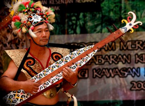 Ya, suku betawi adalah salah satu suku bangsa di indonesia yang penduduknya mayoritas bertempat tinggal di jakarta. Mengenal Alat Musik Tradisional Suku Dayak kalimantan