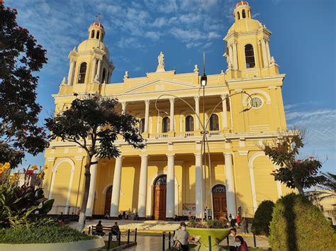 Catedral De Chiclayo En La Ciudad Chiclayo
