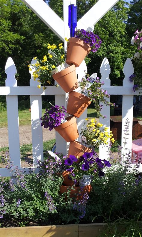 Absolutely Amazing Topsy Turvy Planters You Must See
