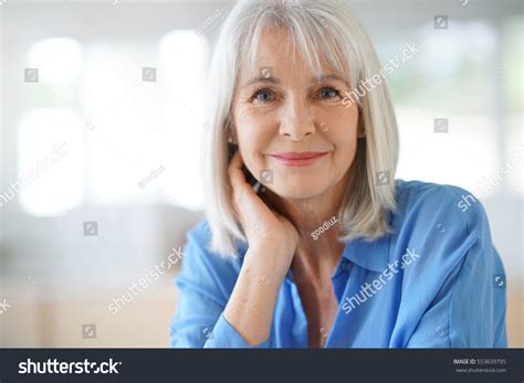 Attractive Year Old Woman G Rseli Stok Foto Raflar Ve