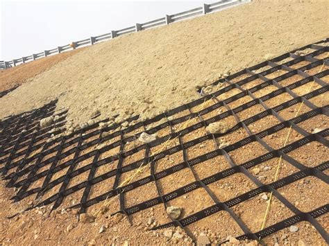StrataWeb An Innovative Solution For Embankment Slope Protection