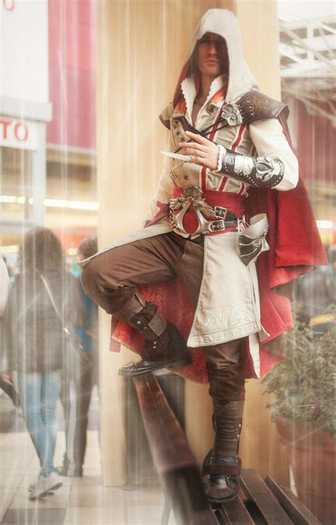 Ezio Auditore Cosplay Assassin S Creed By Leon C By Leonchirocosplayart On Deviantart