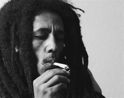 Official bob marley licensee brands: Mais qui est Bob Marley? - La Négresse qui pense - La ...