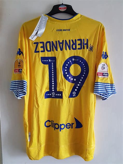 Лидс юнайтед | leeds united. Unglaublich - Gefälschtes Kappa Leeds United Trikot mit ...