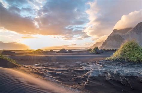 Stunning timelapse of Iceland's natural beauty by Stian Rekdal.