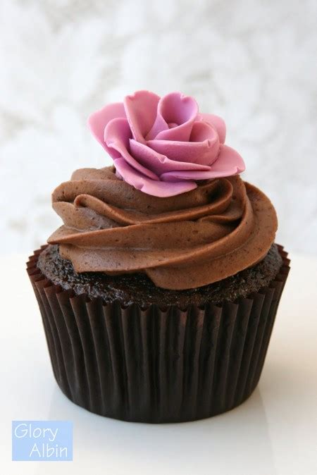 With mixer on low speed, add flour mixture in two batches, alternating with sour cream and beginning and ending with flour. 301 Moved Permanently