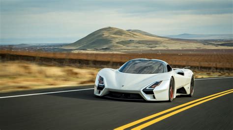 World Fastest Cars - Top Fastest Car List 2021 - MotarGaadi