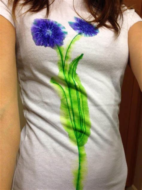 And did you know that you could make these in a myriad of. 15 Top DIY T-shirt Art Ideas | DIY to Make