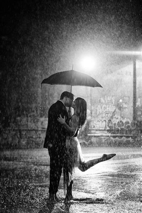 Unique Locations For Engagement Photos Rain Photography Kissing In The Rain Dancing In The Rain