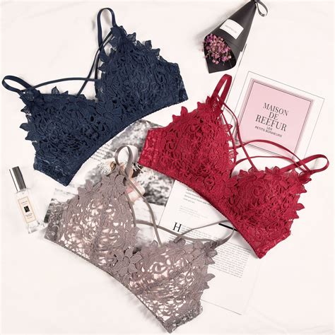 New Lace Thin Embroidery Rimless Bra Wholesale Small Chest Triangle Cup
