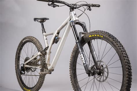 Specialized Stumpjumper Evo Comp Alloy 29 Review Mbr