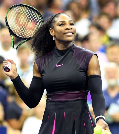 Serena Williams Hot Photos Net Worth Pics In Tennis Court