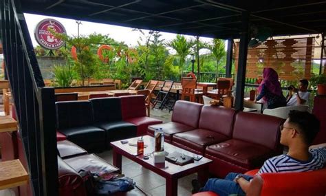 Gambar tentang 15 Restoran di Menteng Jakarta Pusat Tempat Makan Keluarga