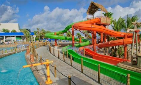 This galveston destination includes sand and pools. Family-Friendly Water Parks of Texas Part II: Palm Beach ...