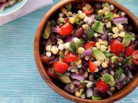Healthy Salad Recipes That Make Lunch Exciting Again Readers Digest
