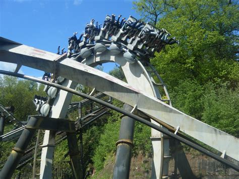 Inverted Roller Coaster Coasterpedia The Roller Coaster And Flat