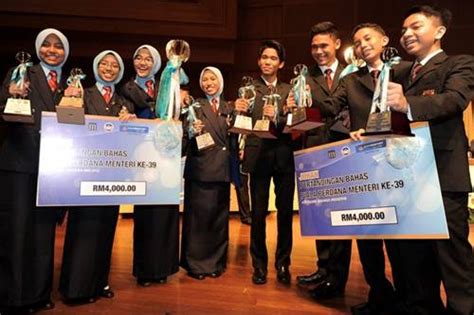 Hidayat muhamad 10 years ago. KDBM: SSP, SDAR MUNCUL JOHAN BAHAS PIALA PERDANA MENTERI 2012