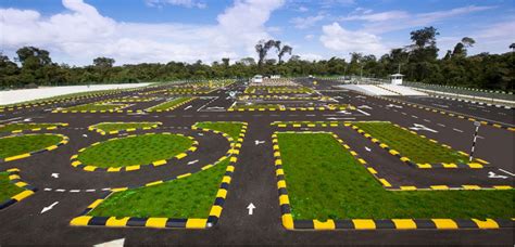 Lesen memandu mesti dimiliki oleh setiap warganegara malaysia yang memandu kenderaan di jalan. INSTITUT MEMANDU N.B. MOTORS SDN BHD: March 2015