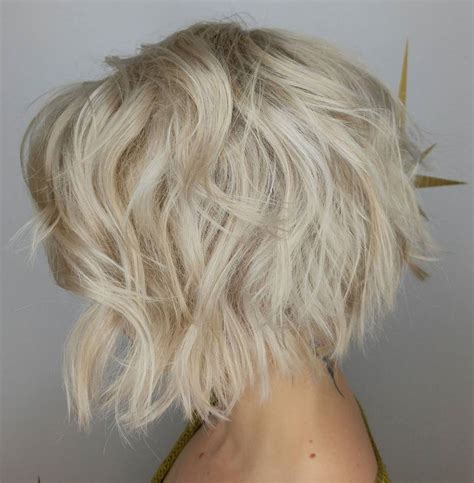 60 Messy Bob Hairstyles For Your Trendy Casual Looks In 2020 Choppy