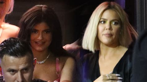 Khloe Kardashian I Kylie Jenner Spotkały Się Z Ex Mężem I Byłym Chłopakiem ZdjĘcia Kozaczek