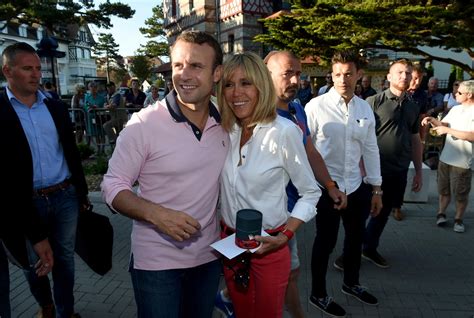Brigitte et Emmanuel Macron : 10 ans de mariage, de l ...