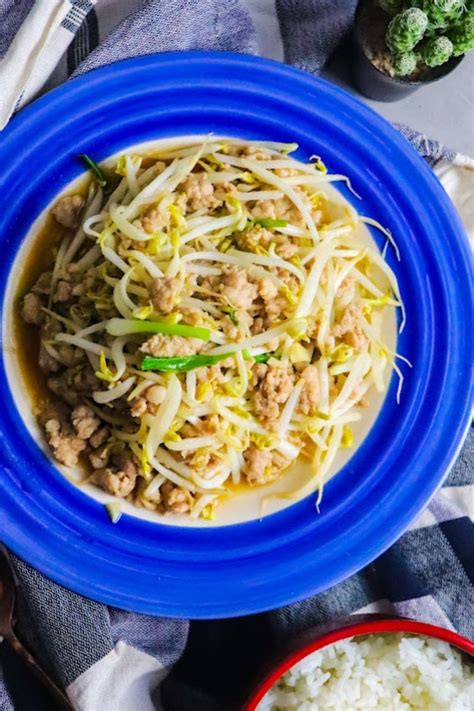 Thai Food Recipe Stir Fried Bean Sprouts With Minced Pork Bean Sprouts