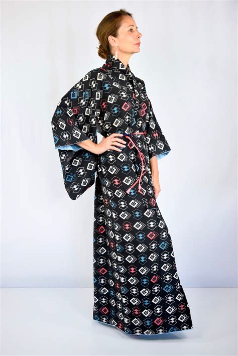 Japanese Vintage Kimono Robe Black With Belt Cleaned And Ready To Wear Sexy Dressing Gown