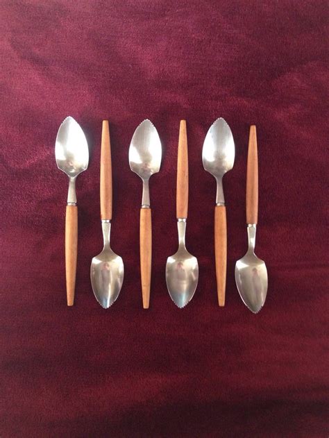 Vintage Grapefruit Spoons Set Of 6 Stainless Steel Spoon Etsy Spoon