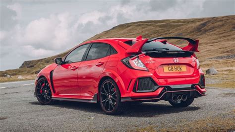 A collection of the top 49 honda civic type r wallpapers and backgrounds available for download for free. Honda Civic Type R hatchback (2017 - ) review | Auto Trader UK