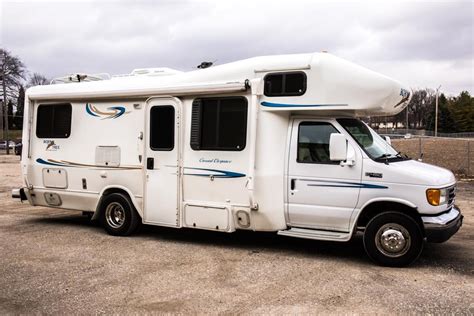 Born Free 26 Rsb Rvs For Sale