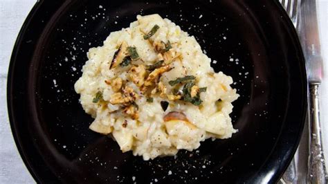 Easy sweet and sour sauce. Pear Gorgonzola Risotto with Walnuts by Tobias cooks ...