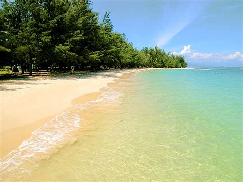 Ianya disusun dari harga yang termurah hingga termahal, bergantung. CloPaH.com: 10 Pantai Yang Tercantik Di Malaysia Yang ...