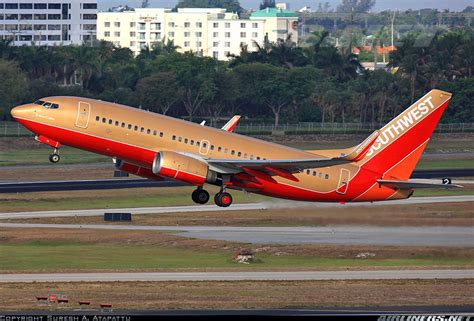 Photos Boeing 737 7h4 Aircraft Pictures Southwest