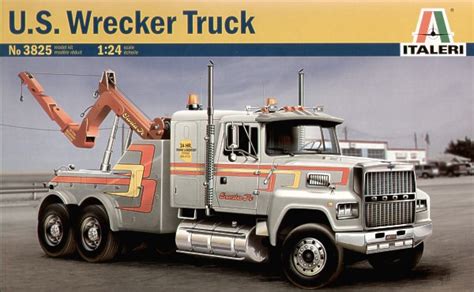 Italeri Truck 124th Scale Ford L9000 Us Wrecker Truck 3825 Mr Models