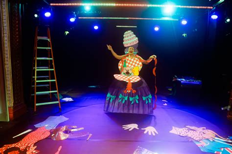 This Performer Brings Dimension To Life Size Paper Dolls At Sfs Club Fugazi Datebook