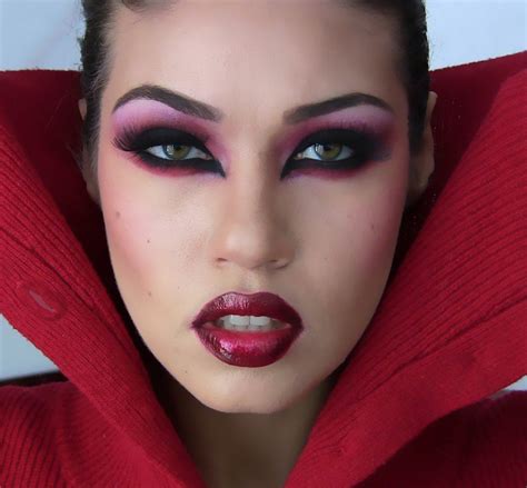 Resultado De Imagen Para Disfraz Dracula Mujer Maquillaje Halloween Tutorial Trucco Trucco