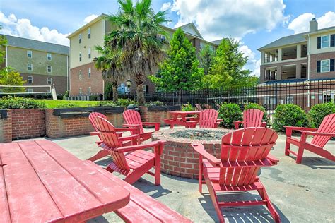 The Grove At Valdosta Lease Per Bed 2201 Baytree Rd Valdosta Ga Apartments For Rent Rent