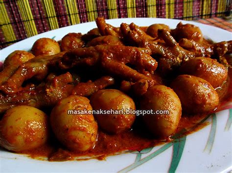 Resep masakan opor ayam dan bumbu opor ayam kuning sederhana. Resep Semur Telur Puyuh Ceker Ayam Super Pedas