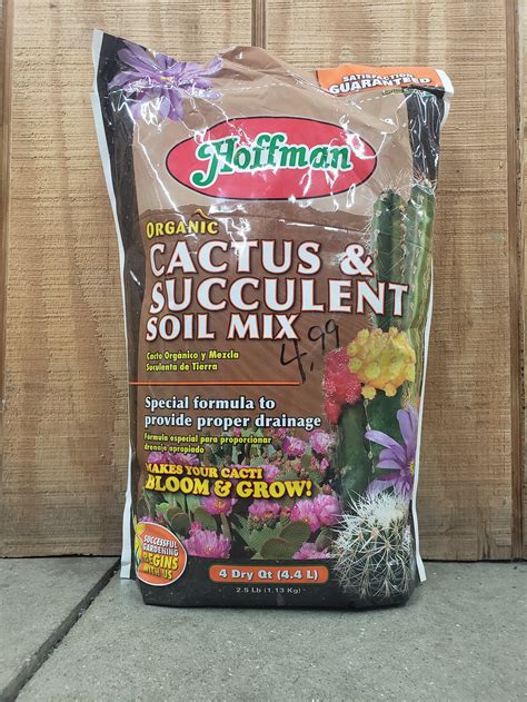 The hoffman cactus and succulent soil mix is ready to use and professionally formulated for jungle and desert cacti. Hoffman Organic Cactus & Succulent Soil Mix