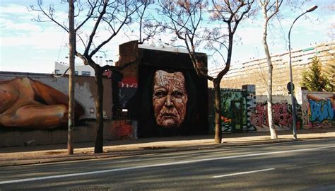 Gps devices are widespread and use these parameters for. Foto: Graffitis Urbanos - Barcelona (Cataluña), España