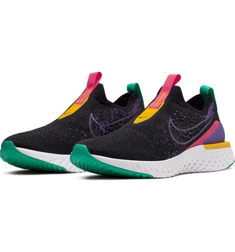 For all the nike react fans, and running enthusiasts, the latest nike epic phantom react is a laceless sneaker that is made from engineered yarn and elastic flyknit. Nike Epic Phantom React Flyknit Running Shoe (Women ...